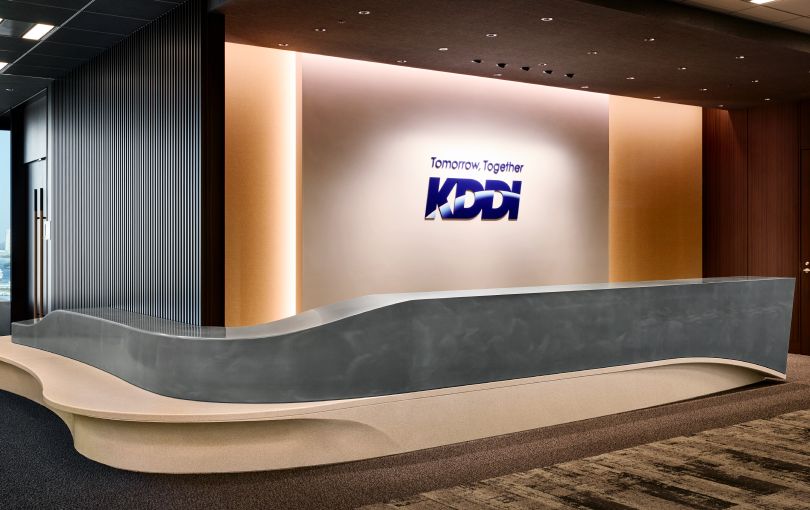 つなぐ力を形に。受付カウンターに込めた想い