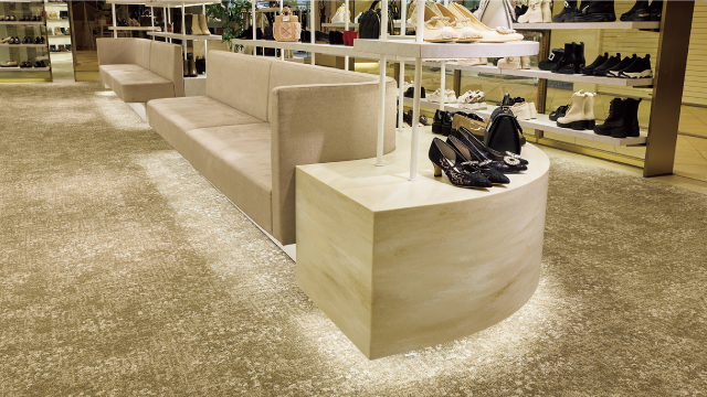 ダイアナ トータルルック ルミネ新宿店