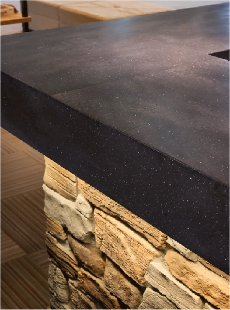 カウンターのアップの画像